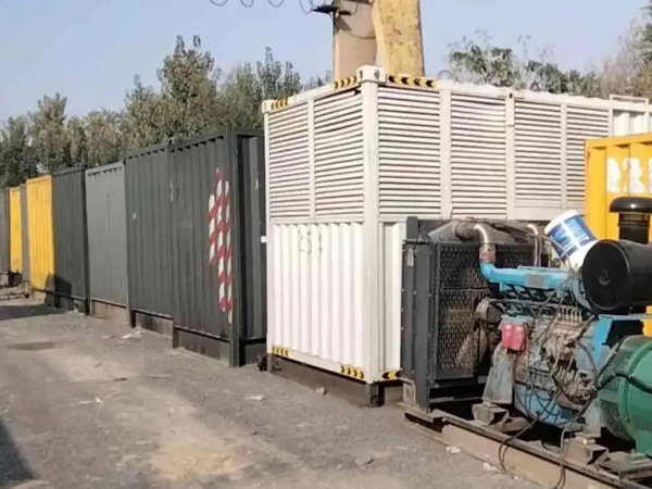 汤阴200KW柴油发电机机组每小时油耗是多少?